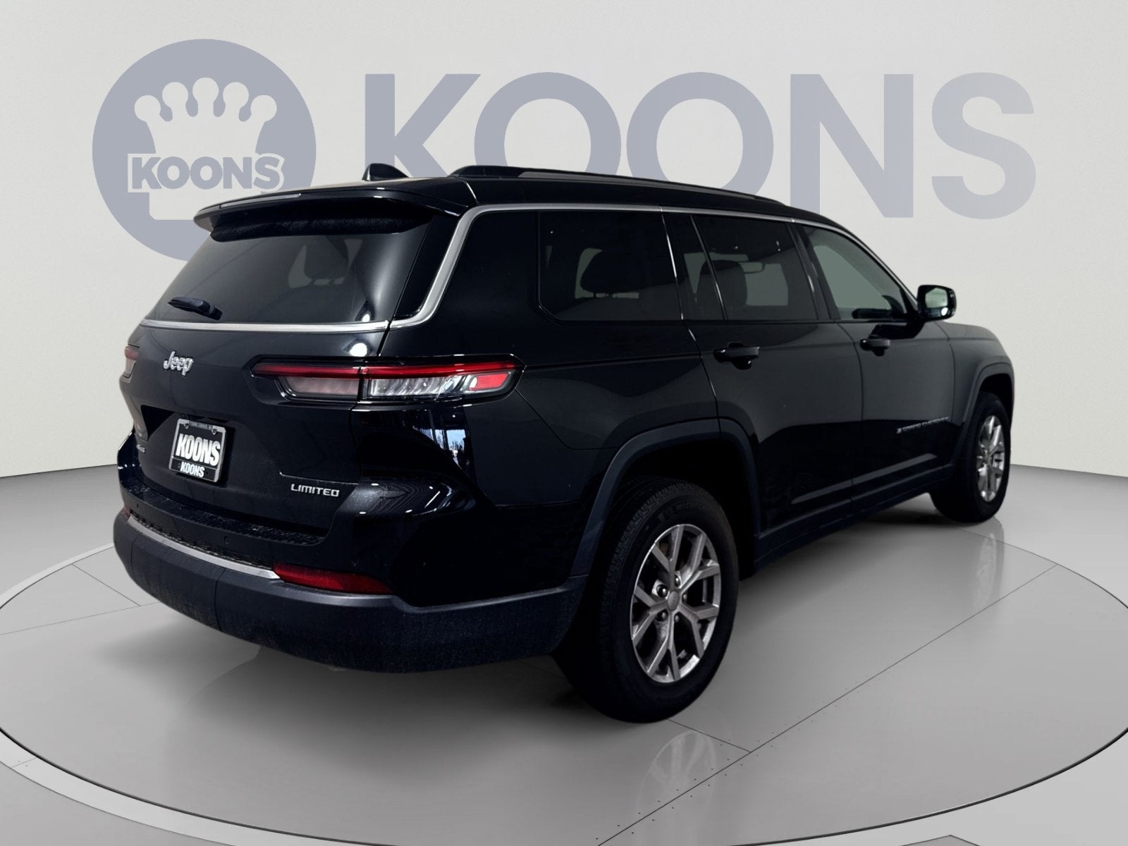 2023 Jeep Grand Cherokee L — detail view