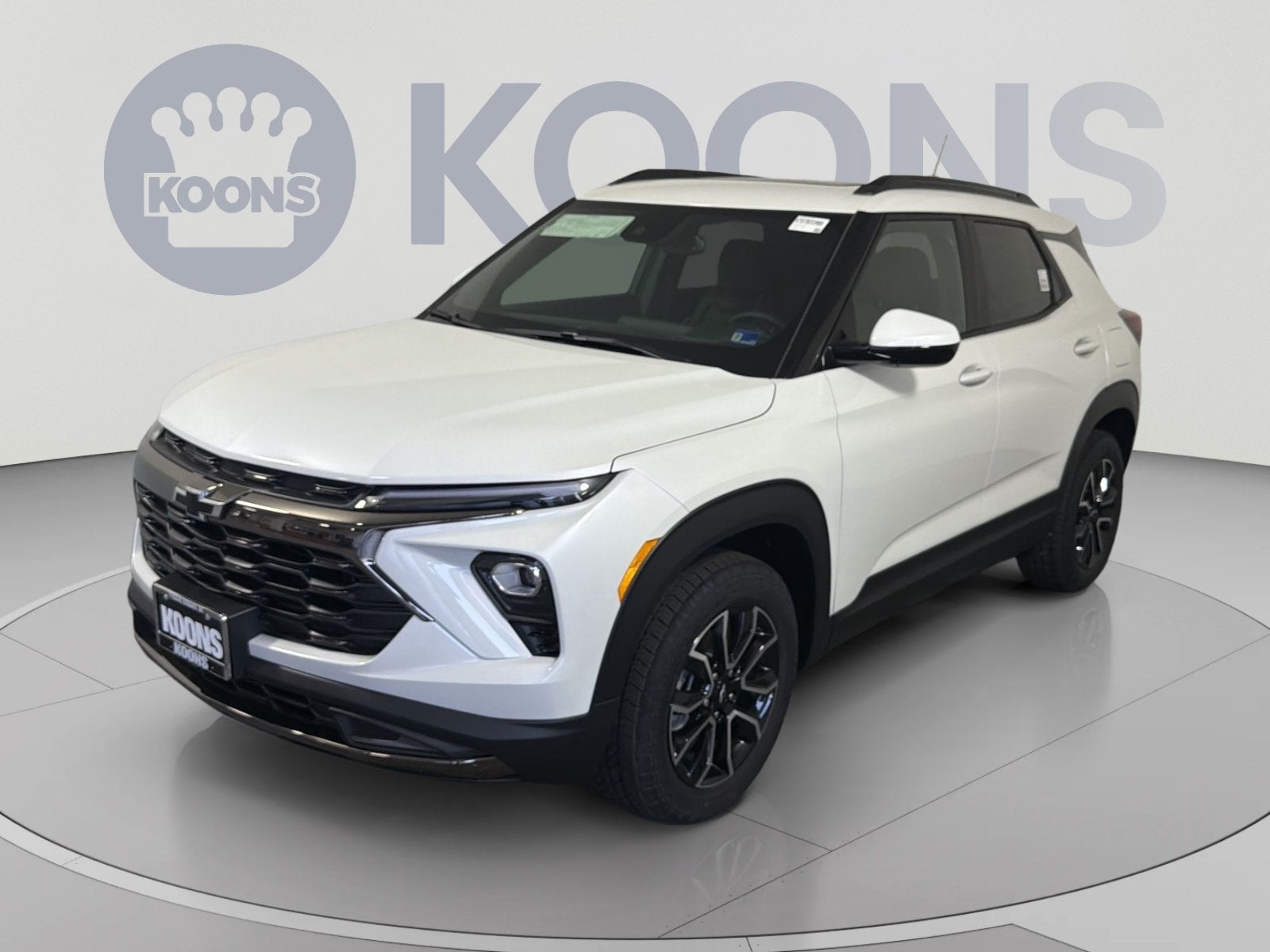 2026 Chevrolet Trailblazer ACTIV in Iridescent Pearl Tricoat — front three-quarter view